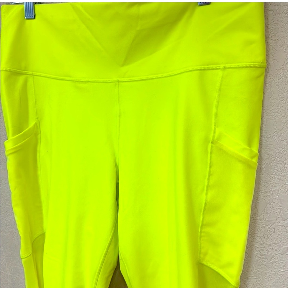 Fabletics power hold cropped mesh leggings 1x
